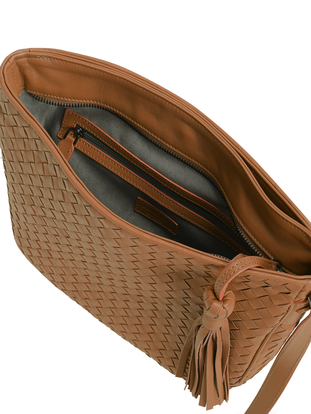 Borsa intrecciata a tracolla cuoio